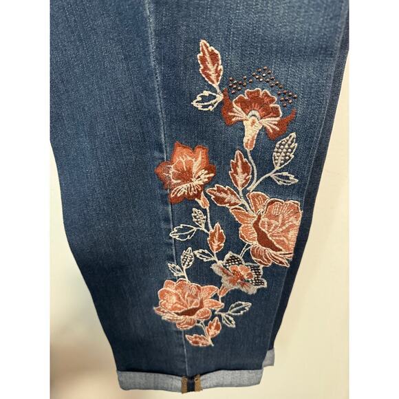 Style & Co. “Botanical Shine” size 16 boyfriend jeans. - Picture 9 of 12